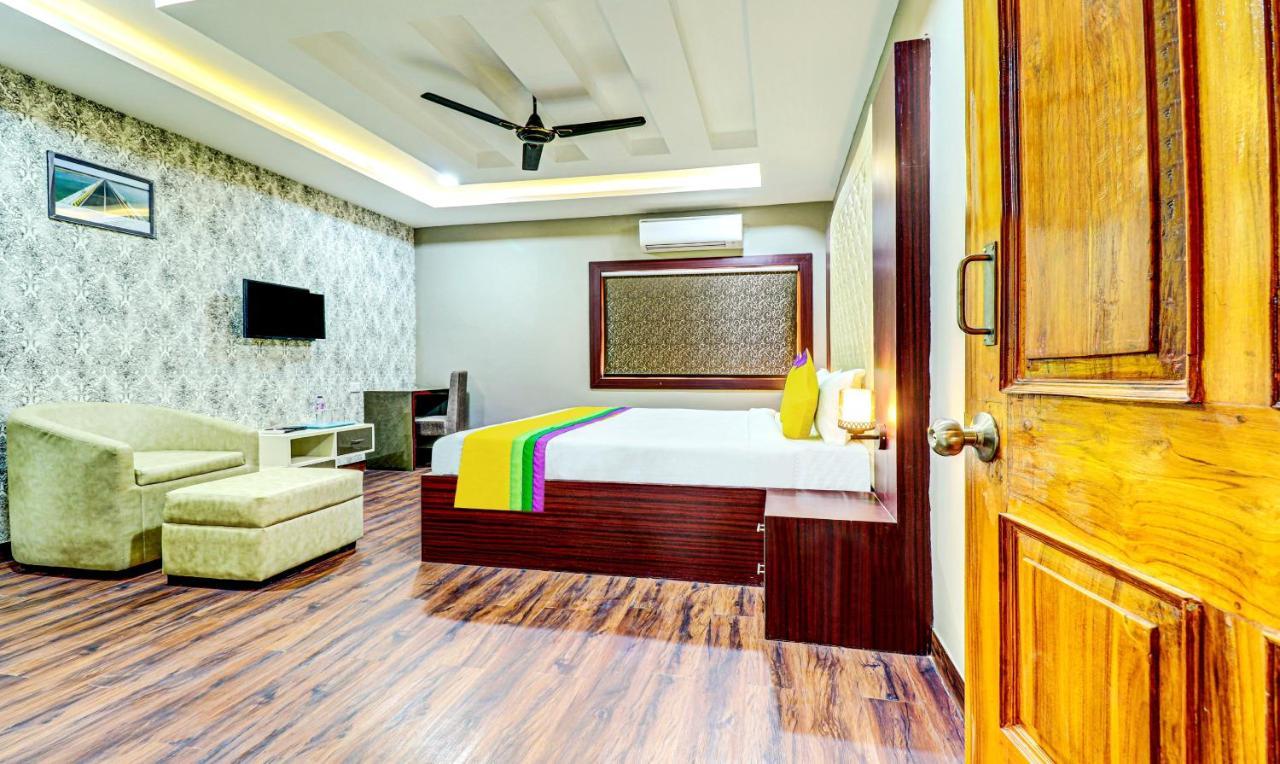 Itsy Hotels Aasma Luxury Villa บูบันเนสชวาร์ ภายนอก รูปภาพ